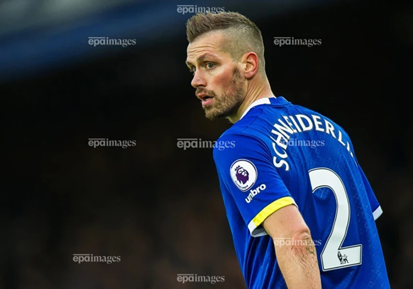 MU-Morgan-Schneiderlin.jpg