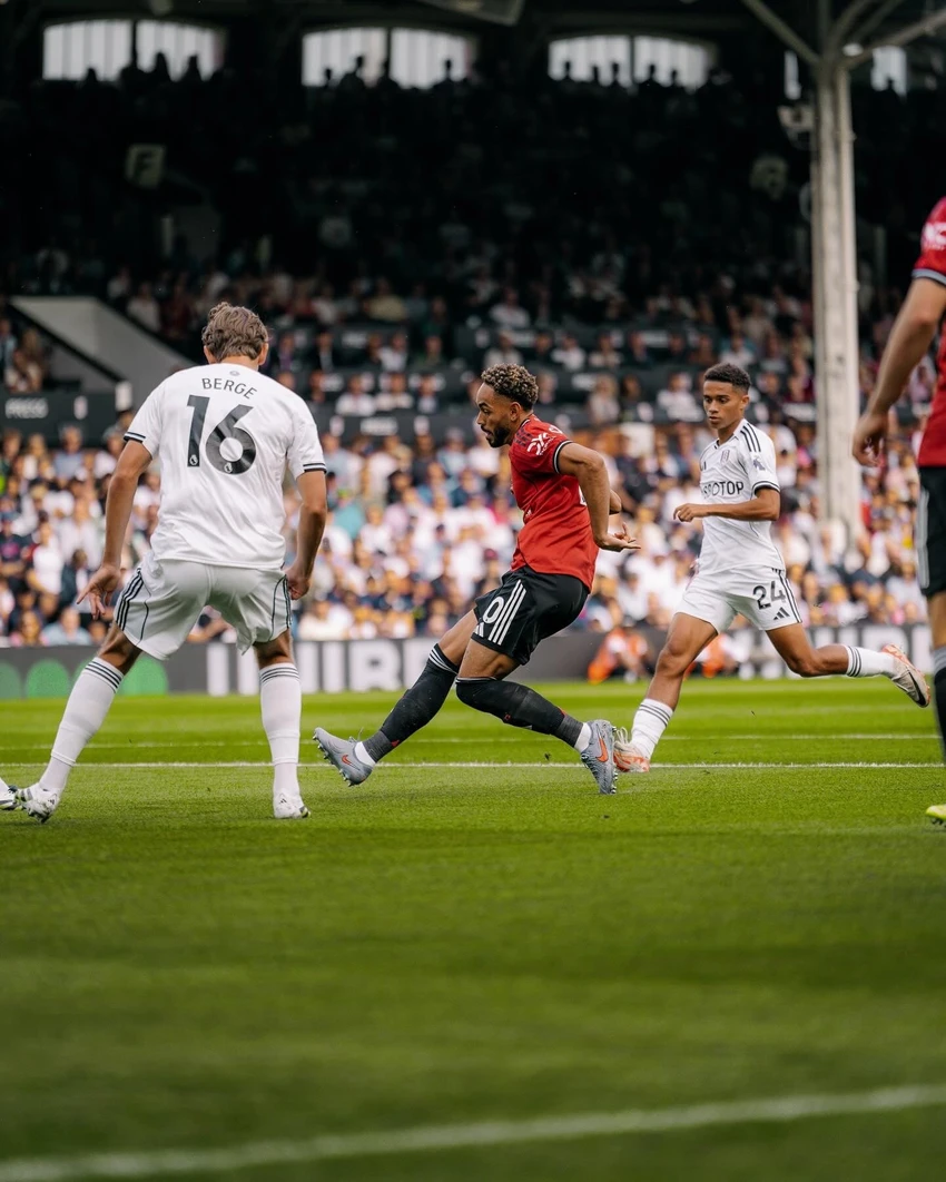 premier-league-mu.jpg