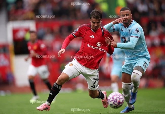 derby rực lửa