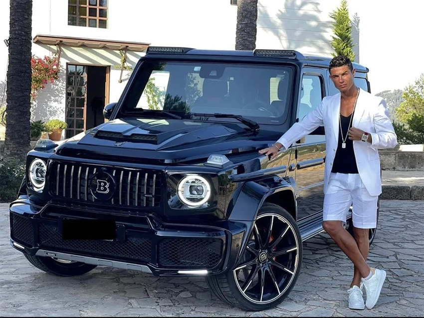 ronaldo-thua-nhan-khong-nho-co-bao-nhieu-sieu-xe-4.png