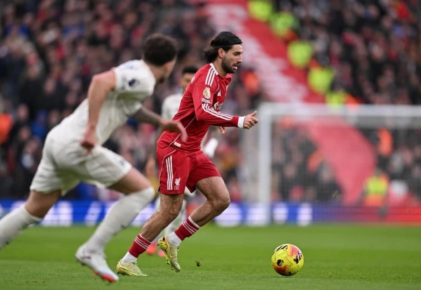 LIVERPOOL-TRAN-CAU-THEN-CHOT.jpg