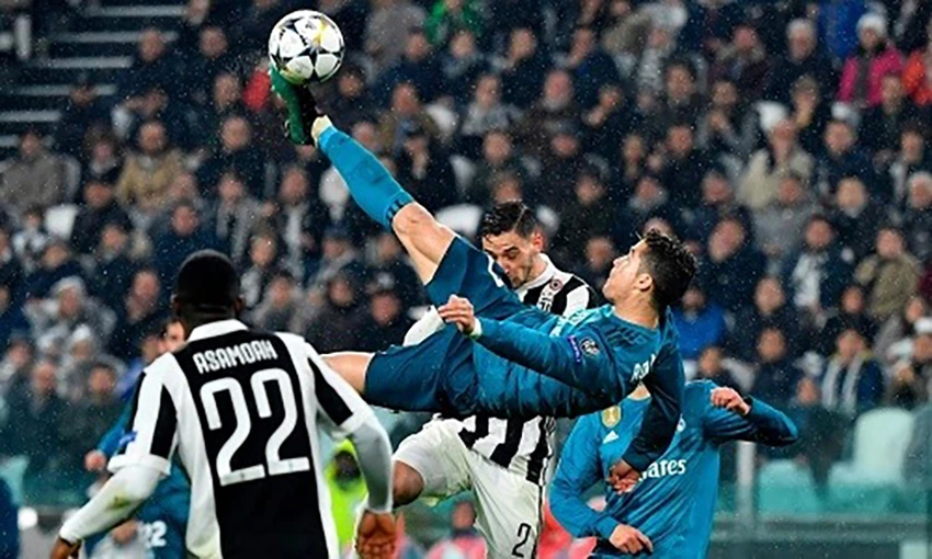 ronaldo-lich-su-bong-da.jpg