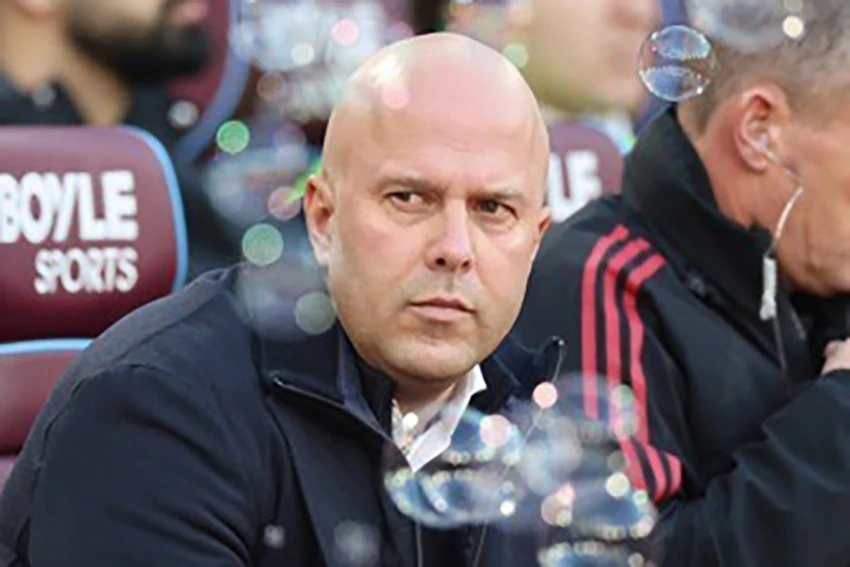 liverpool-arne-slot.jpg