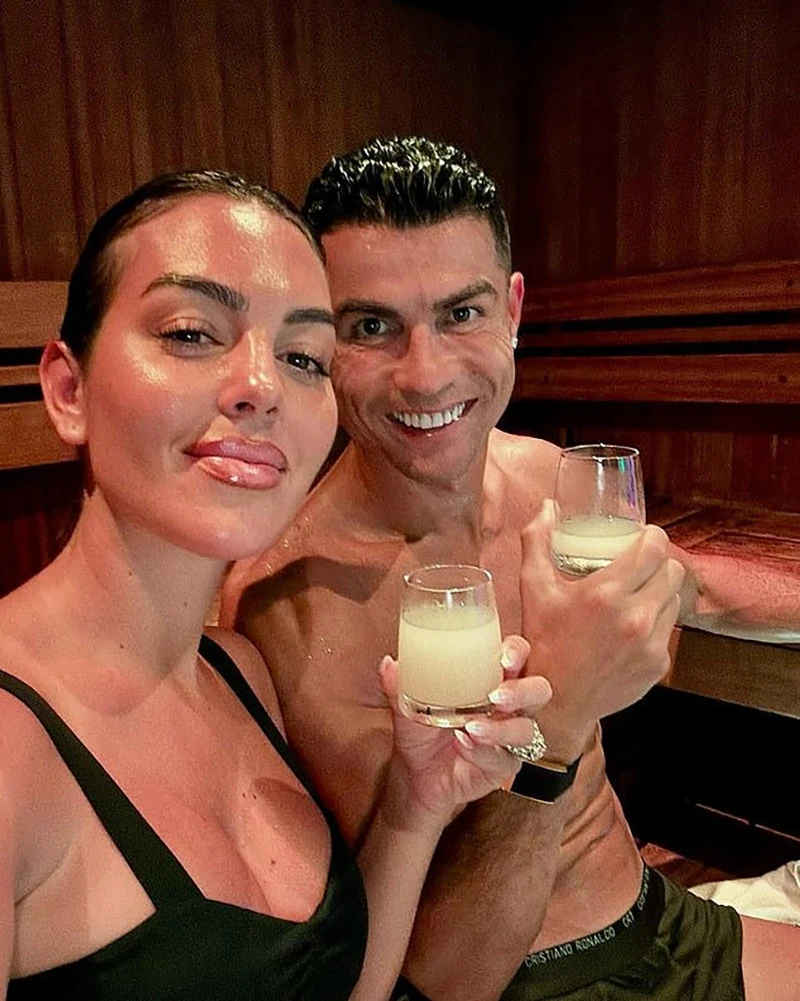 ronaldo-khoe-than-2.jpg