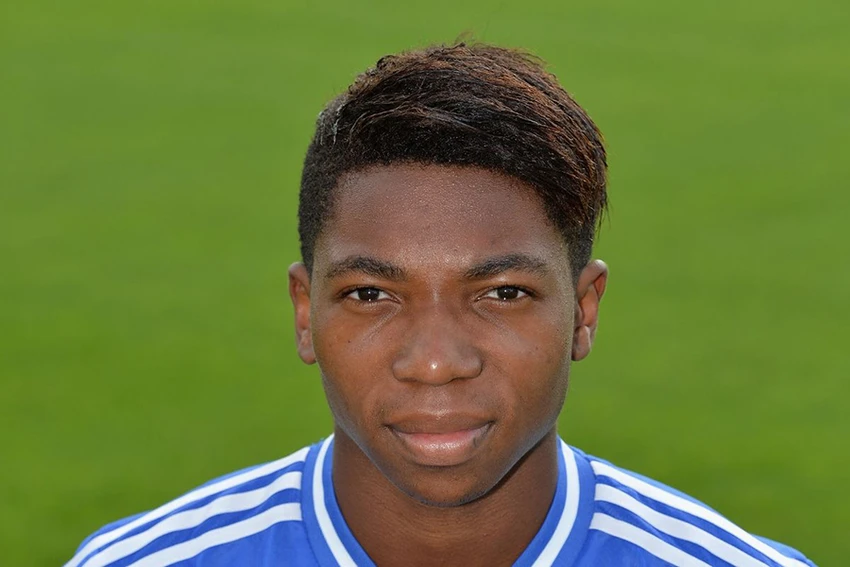cuu-cau-thu-chelsea.jpg