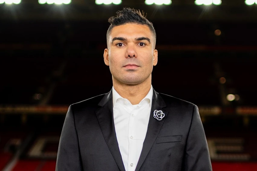 mu-xac-nhan-casemiro-ra-di.jpg