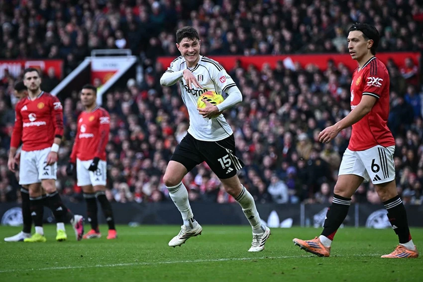 fulham-var.jpg