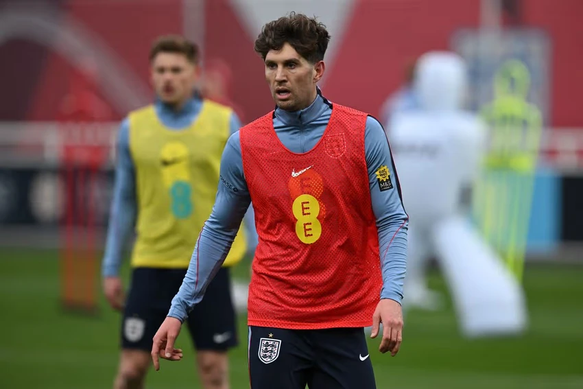 tuyen-anh-john-stones.jpg