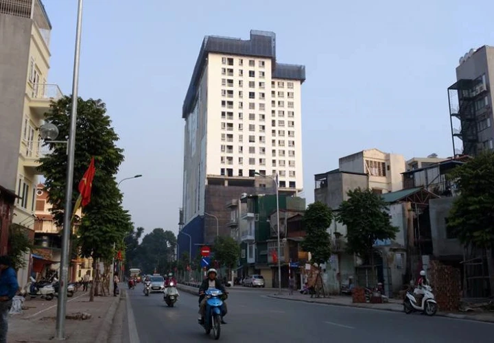 Hà Nội: Lại đồng ý cho cao ốc 8B Lê Trực tự ‘cắt ngọn’ ảnh 2 Hà Nội: Lại đồng ý cho cao ốc 8B Lê Trực tự ‘cắt ngọn’ ảnh 2