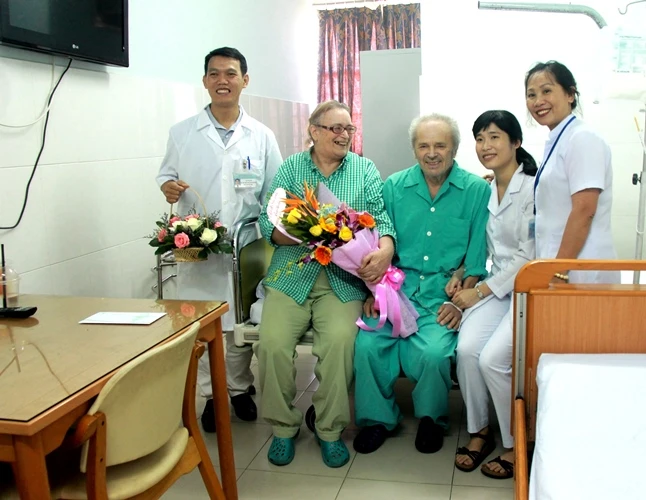 Hai du khách Nga gặp nguy hiểm khi tắm biển được cứu sống thần kỳ ảnh 1 Hai du khách Nga gặp nguy hiểm khi tắm biển được cứu sống thần kỳ ảnh 1