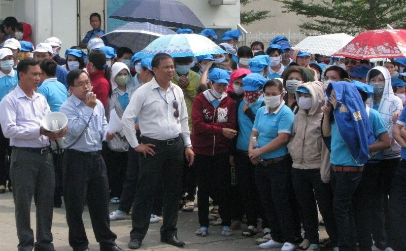 Thủ tục đình công rườm rà, đình công tự phát gia tăng ảnh 1 Thủ tục đình công rườm rà, đình công tự phát gia tăng ảnh 1