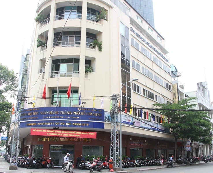 ĐH Ngân hàng TP.HCM xác nhận các lùm xùm là có cơ sở ảnh 1 ĐH Ngân hàng TP.HCM xác nhận các lùm xùm là có cơ sở ảnh 1