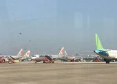 Điều hành bay giảm từ 2.500 chuyến/ngày xuống 900 chuyến/ngày