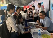 Doanh nghiệp siết lương giám đốc, cắt giảm nhân sự cấp thấp