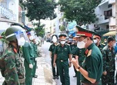 Tư lệnh Quân khu 7 thăm cán bộ, chiến sĩ tham gia chống dịch