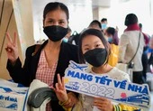  540 công nhân khó khăn về quê đón tết bằng máy bay