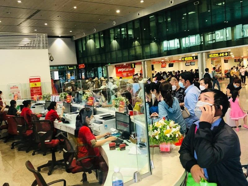 Dự báo lượng khách đi lại đông đúc cao điểm Tết Nguyên đán Quý Mão 2023. Ảnh: P.ĐIỀN Dự báo lượng khách đi lại đông đúc cao điểm Tết Nguyên đán Quý Mão 2023. Ảnh: P.ĐIỀN