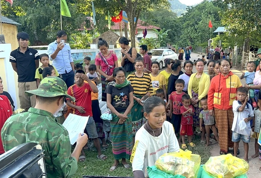 Khơi dòng nước mát cho đồng bào Ma Coong trên dãy Trường Sơn ảnh 4 Khơi dòng nước mát cho đồng bào Ma Coong trên dãy Trường Sơn ảnh 4