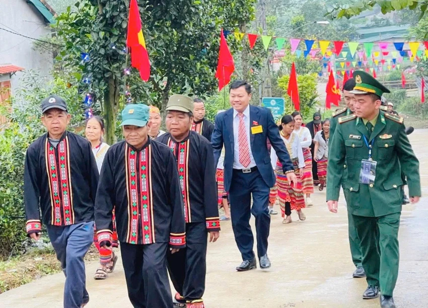 gen-h-dac-lam-bau-cu.jpg
