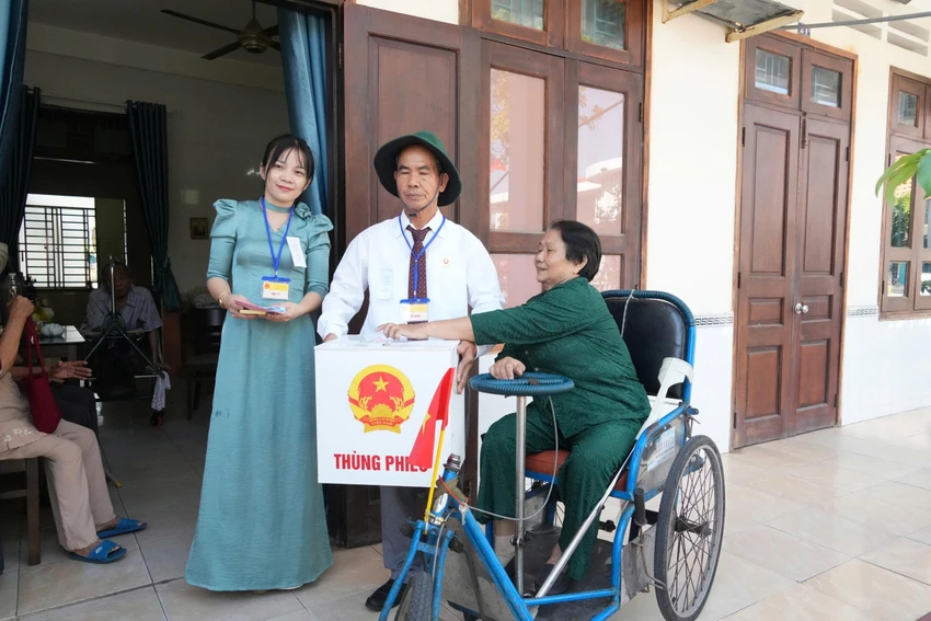 gen-h-khanh-ly-bau-cu.jpg