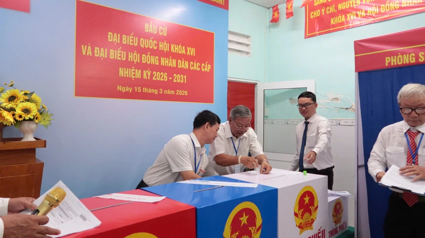 gen-h-tran-minh-bau-cu.jpg
