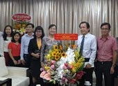 Chủ tịch HĐND TP.HCM thăm, chúc mừng báo Pháp Luật TP.HCM
