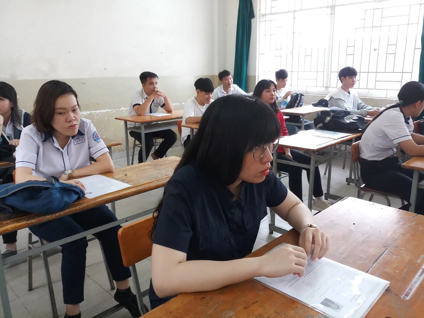 TP.HCM: Hơn 78.000 thí sinh làm thủ tục dự thi THPT Quốc gia ảnh 4 TP.HCM: Hơn 78.000 thí sinh làm thủ tục dự thi THPT Quốc gia ảnh 4