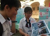 Học sinh cầu cứu: ‘Hãy cho em được ngủ’!