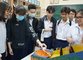 Từ 1-11, không còn phê bình học sinh trước lớp, trước trường