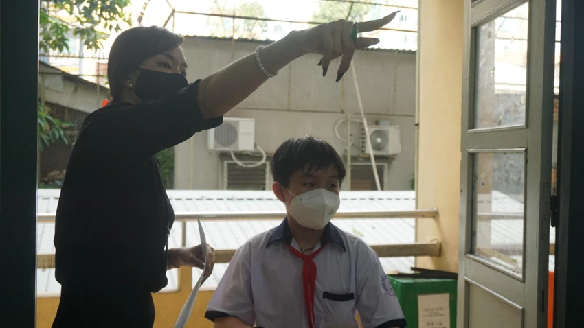 Ít ngày sau đợt khảo sát kết thúc, Sở GD&ĐT TP.HCM sẽ công bố đề thi cũng như đáp án của bài khảo sát. Ít ngày sau đợt khảo sát kết thúc, Sở GD&ĐT TP.HCM sẽ công bố đề thi cũng như đáp án của bài khảo sát.