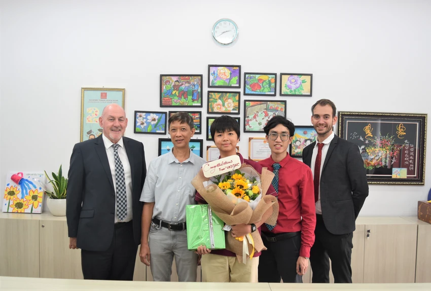 học sinh trường quốc tế việt úc kỳ thi Cambridge IGCSE