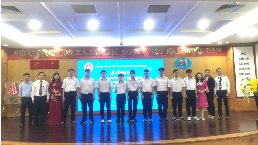 Đội tuyển học sinh TP.HCM tham dự kỳ thi chọn học sinh giỏi quốc gia. Ảnh: KHÁNH TRÚC Hơn 4.500 thí sinh dự thi kỳ thi chọn học sinh giỏi quốc gia