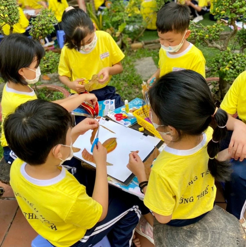 Một giờ học mỹ thuật tại Trường Tiểu học Lương Thế Vinh, quận Gò Vấp. Ảnh: CHÂU NGUYỄN Sinh viên sư phạm ra trường không muốn làm giáo viên