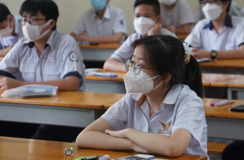 Học sinh tham dự kỳ thi vào lớp 10 Trường Phổ thông Năng khiếu, Đại học Quốc gia TP.HCM năm 2022. Ảnh: MT Học sinh tham dự kỳ thi vào lớp 10 Trường Phổ thông Năng khiếu, Đại học Quốc gia TP.HCM năm 2022. Ảnh: MT