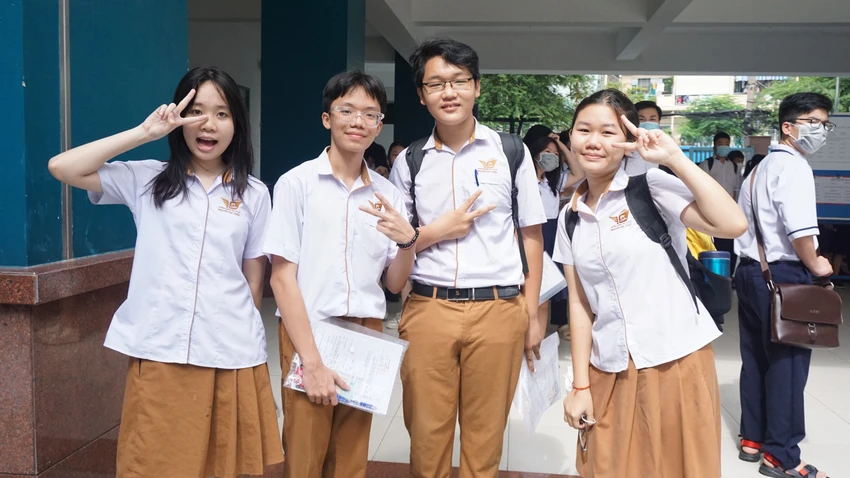 Thí sinh tham dự kỳ thi tuyển sinh vào lớp 10 tại TP.HCM. Ảnh: NGUYỄN QUYÊN Thí sinh tham dự kỳ thi tuyển sinh vào lớp 10 tại TP.HCM. Ảnh: NGUYỄN QUYÊN