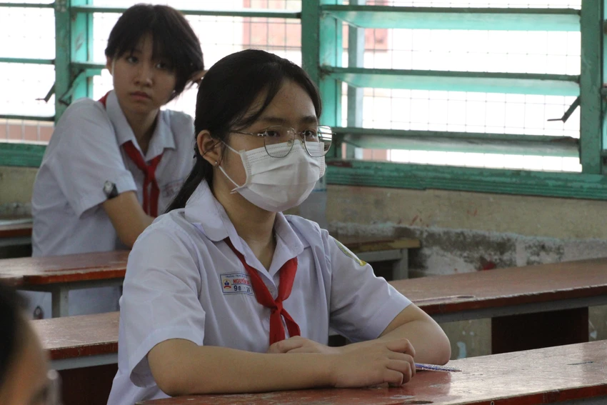 Thí sinh tham dự kỳ thi tuyển sinh vào lớp 10 tại TP.HCM. Ảnh: NGUYỄN QUYÊN Thí sinh tham dự kỳ thi tuyển sinh vào lớp 10 tại TP.HCM. Ảnh: NGUYỄN QUYÊN
