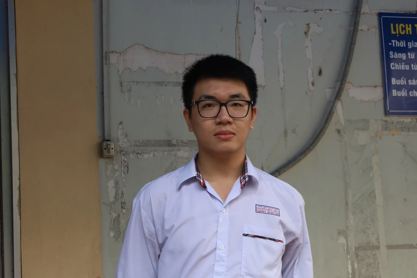 Bùi Tấn Đạt cho biết đã ôn luyện kỹ các môn nên khá tự tin. Ảnh: TRẦN MINH Bùi Tấn Đạt cho biết đã ôn luyện kỹ các môn nên khá tự tin. Ảnh: TRẦN MINH