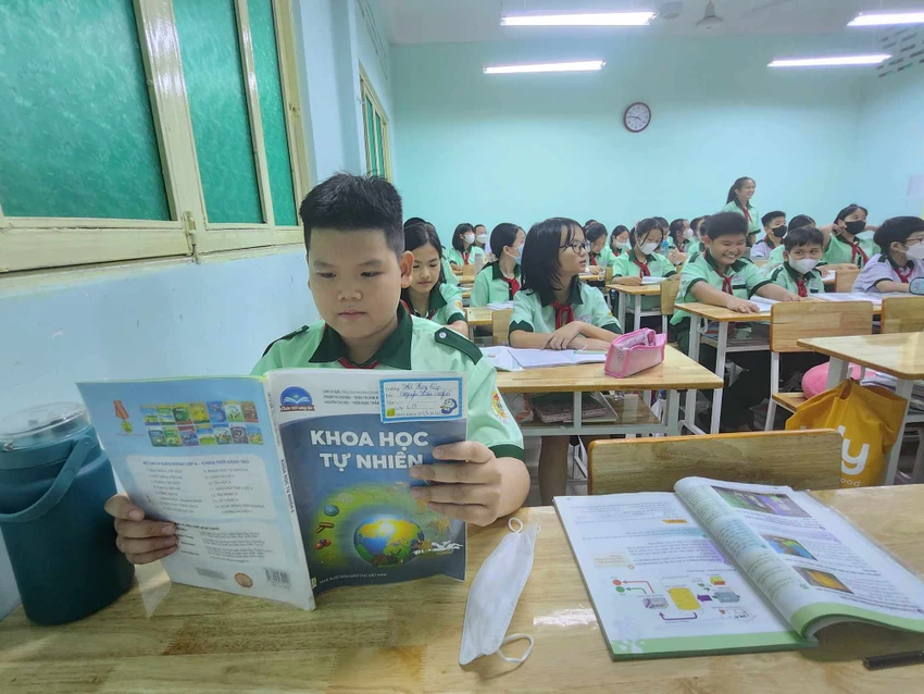 lựa chọn sách giáo khoa