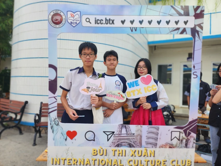 tuyển thẳng vào lớp 10