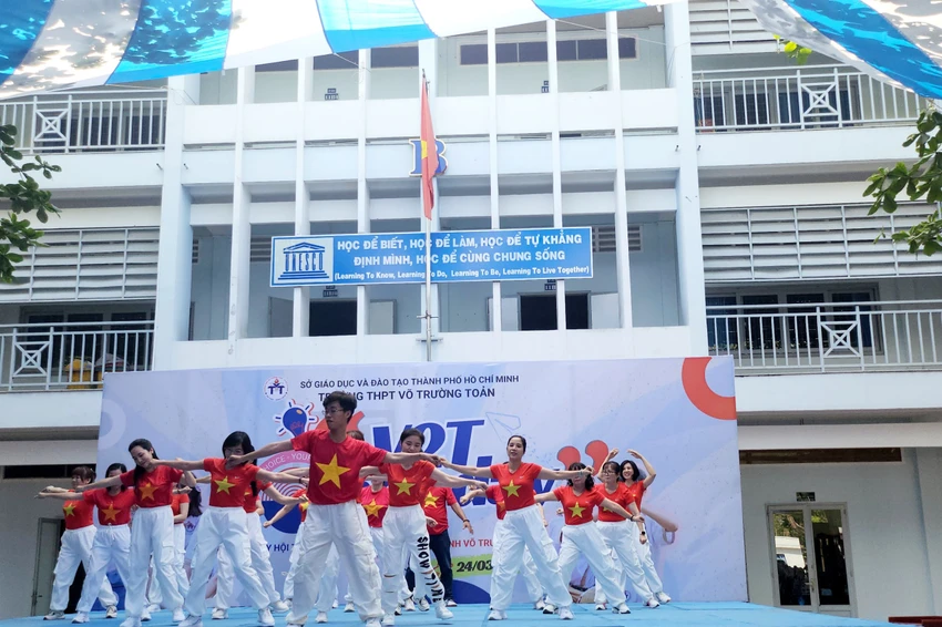 Một ngày làm học sinh Võ Trường Toản