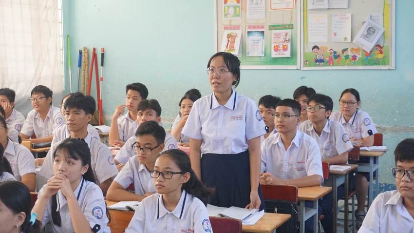 tuyển sinh vào lớp 10