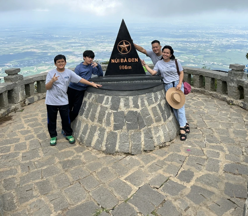 thu-khoa-lop-6-truong-tran-dai-nghia-3.jpg