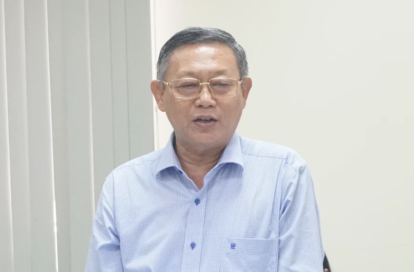 tuyen-giao-vien.jpg