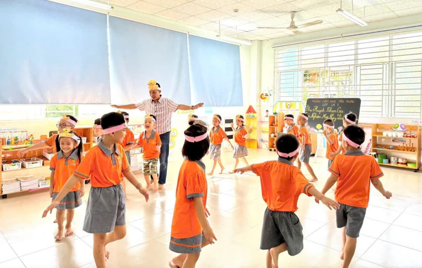 Ngay-nha-giao-viet-nam.jpg-2.jpg