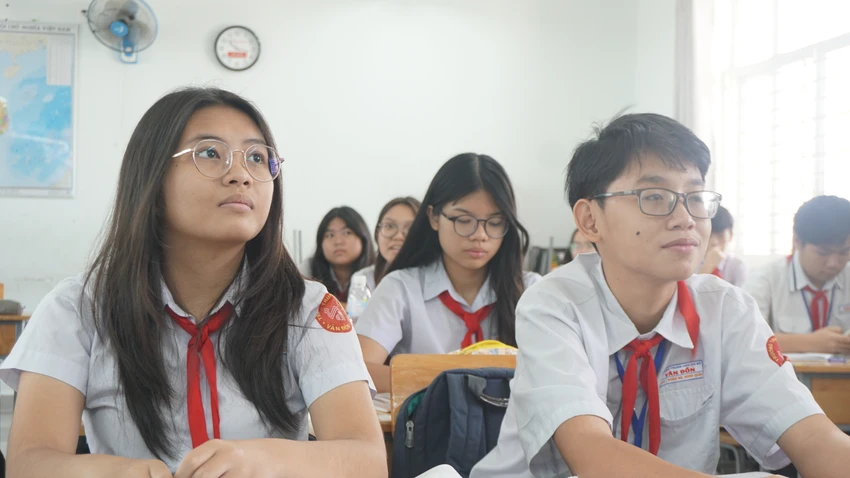 dạy học 5 ngày/tuần