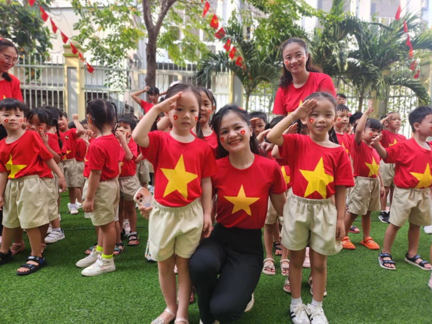 nghỉ lễ 30-4 và 1-5