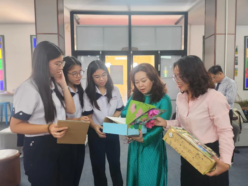 truong-thpt-chuyen-tran-dai-nghia-6.jpg