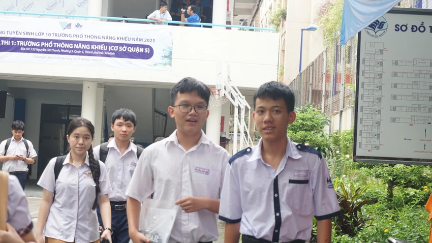 Đề thi Văn lớp 10