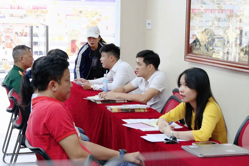 tuyen-sinh-vao-lop-10-1.jpg