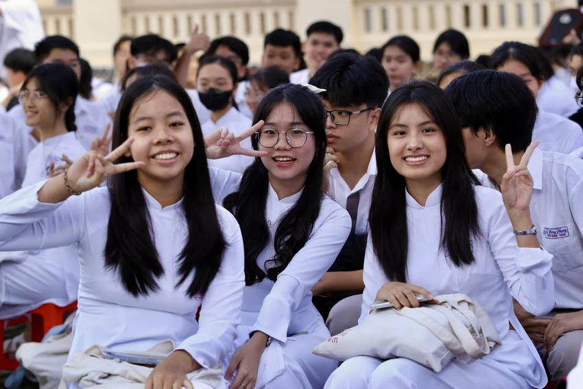đồng phục học sinh